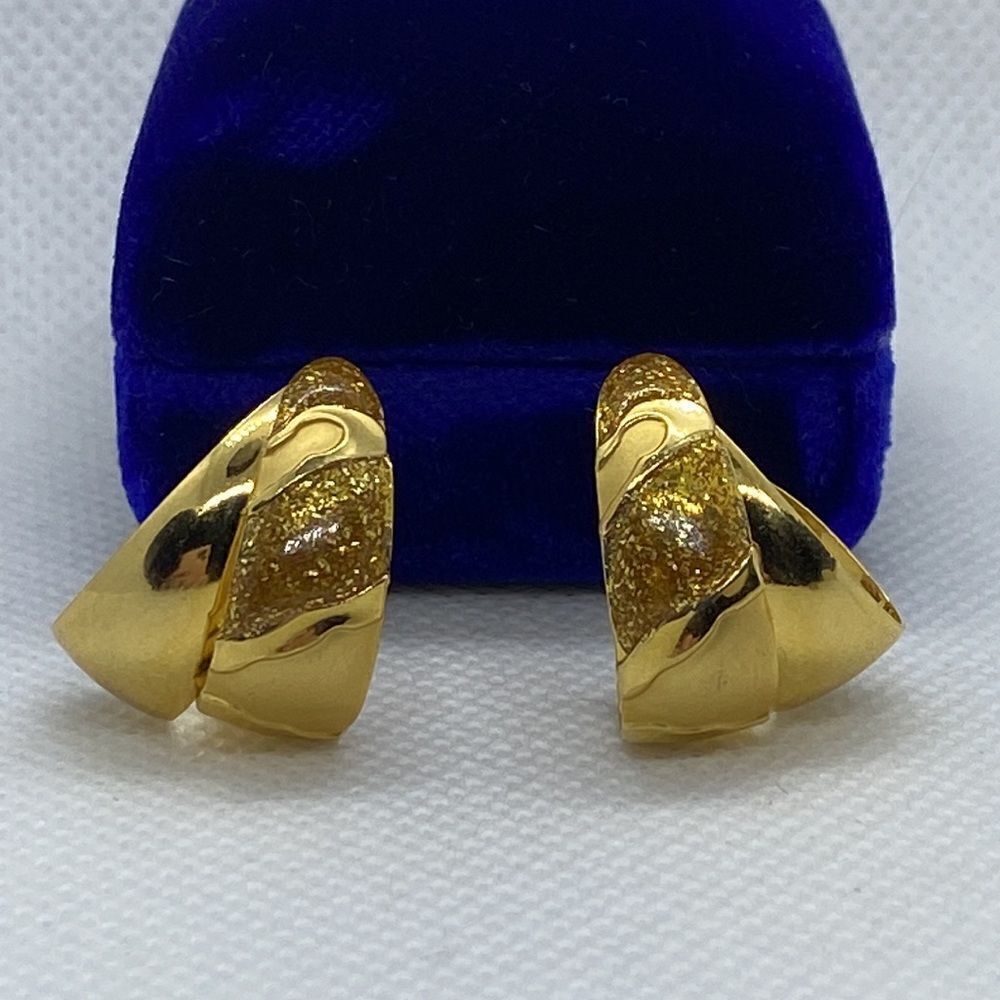 Gold-Tone Textured Curve Clip-On Earrings